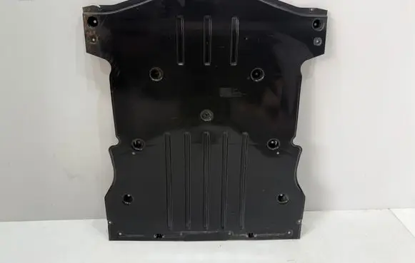 Volkswagen ID.4 Engine splash shield/under tray 1EA825236C