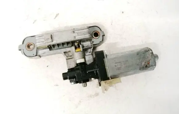 Saab 9-5 Seat adjustment motor 0390201915