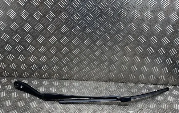Front wiper blade arm