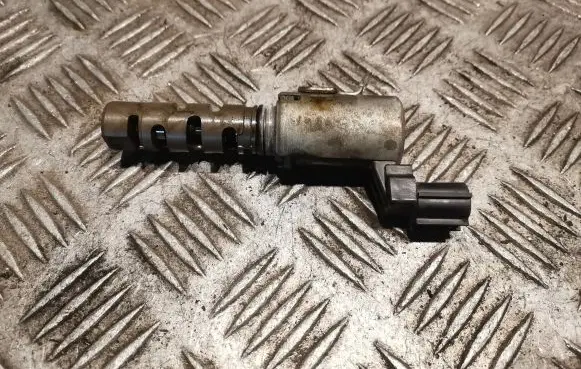 Lexus IS 220D-250-350 Turbo solenoid valve 1533031020