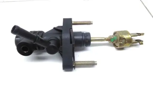 Clutch master cylinder