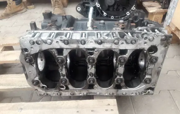 Fiat Ducato Engine block F1AGL411