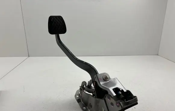 Honda CR-V Brake pedal 
