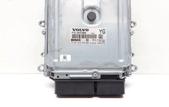 Volvo V70 Engine control unit/module P31303388 0281015286