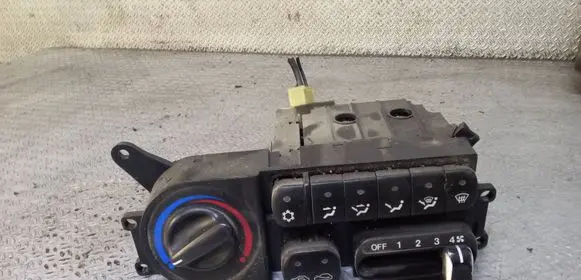 Hyundai H-1, Starex, Satellite Climate control unit 