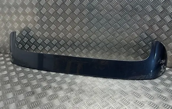 Tailgate/trunk spoiler