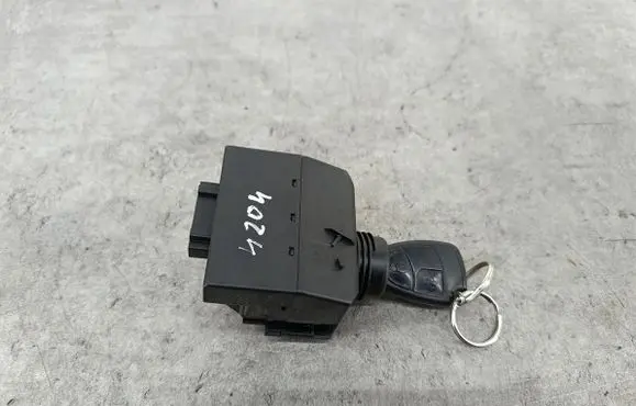 Mercedes-Benz C W203 Ignition lock 2095450908