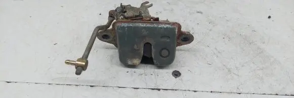 Subaru Forester SF Loading door lock 