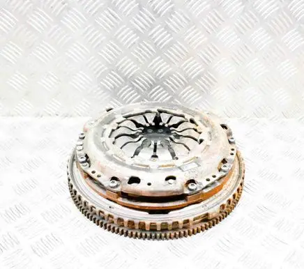 Nissan Qashqai Clutch set kit 123100461R 302053062R