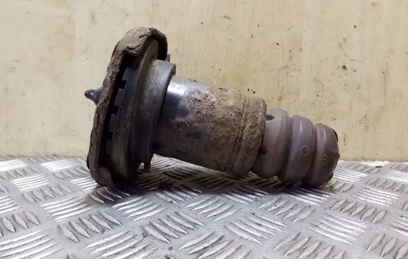 Volvo S60 Rear coil spring rubber mount 6G915599BAA 31255537