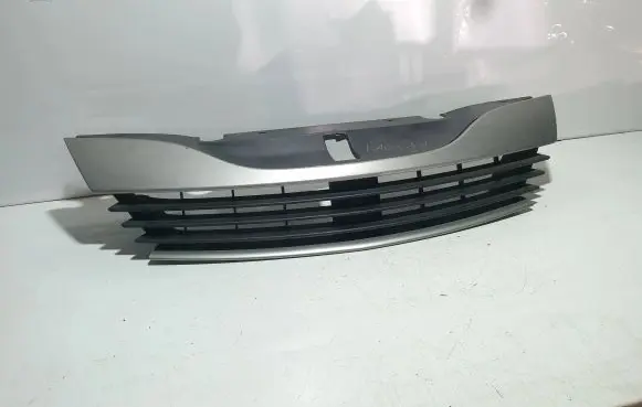 Renault Laguna II Front grill 42137