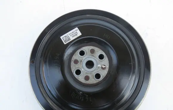 Volvo S90, V90 Crankshaft pulley 31401194