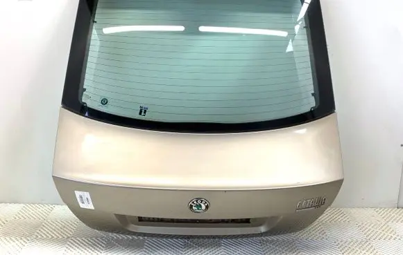 Skoda Octavia Mk2 (1Z) Tailgate/trunk/boot lid 