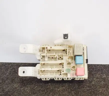 Toyota Prius (XW20) Fuse box set 8273047290 805170467
