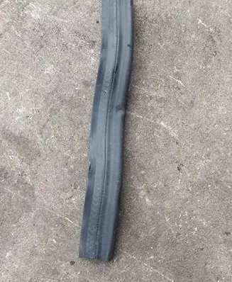 Mercedes-Benz C W204 Engine compartment rubber A2046280998