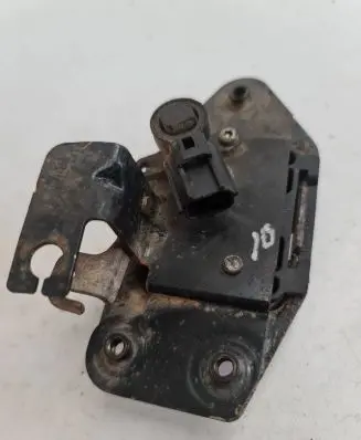 Jeep Grand Cherokee (WJ) Tailgate/trunk/boot lock/catch/latch C44060