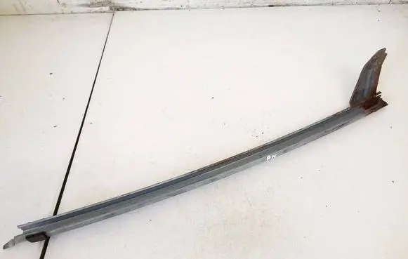 Front door glass trim molding