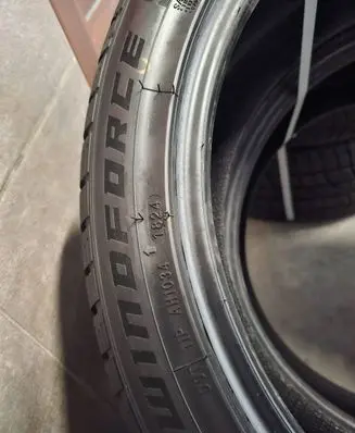 Skoda Superb B8 (3V) R19 winter tire 