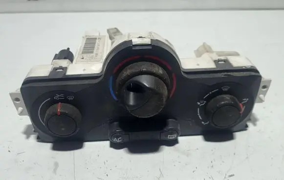 Renault Megane I Climate control unit T031066R 6S420003