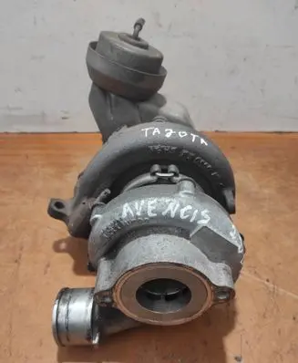 Toyota Avensis T250 Turbo 060209 17201 0R020