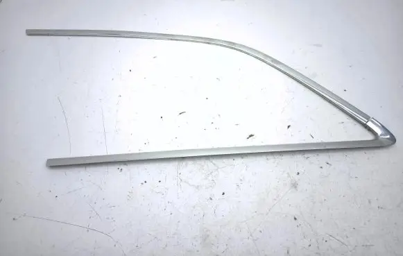 Audi Q7 4L Rear side glass trim 