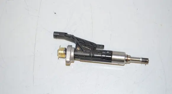 Fuel injector