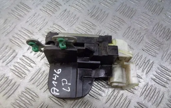Alfa Romeo 147 Front door lock