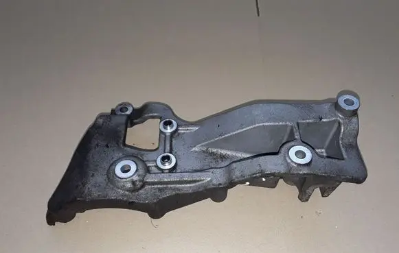 Mitsubishi ASX Engine mounting bracket 1801A070