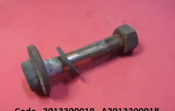 Mercedes-Benz C W202 Rear suspension camber bolt 2013300018 A2013300018
