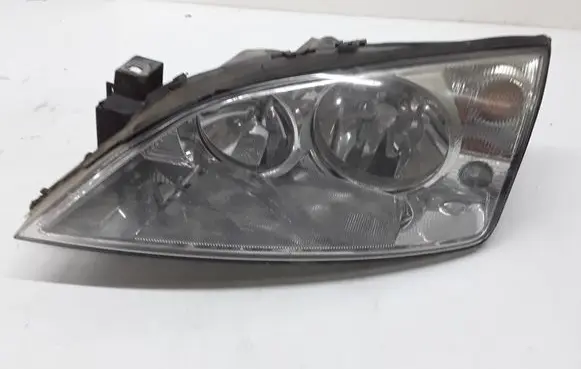 Ford Mondeo Mk III Headlight/headlamp 1S7113006A