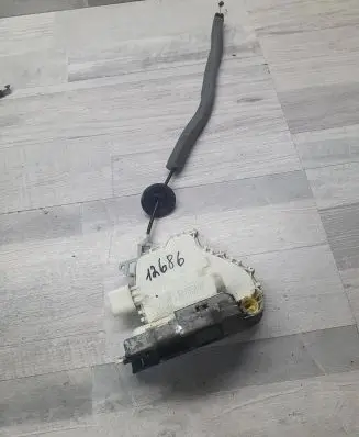 Audi A6 S6 C7 4G Front door lock 8J1837015C