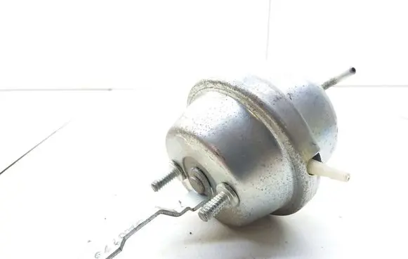 Ford Mondeo MK I Vacuum valve 3613513