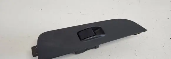 Toyota Corolla E110 Electric window control switch 4762D