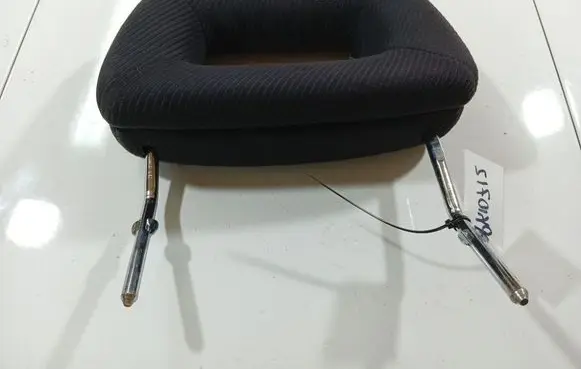 Audi 80 90 S2 B4 Front seat headrest 