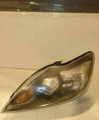 Ford Focus Headlight/headlamp 8M5113D155CD 0077R00R