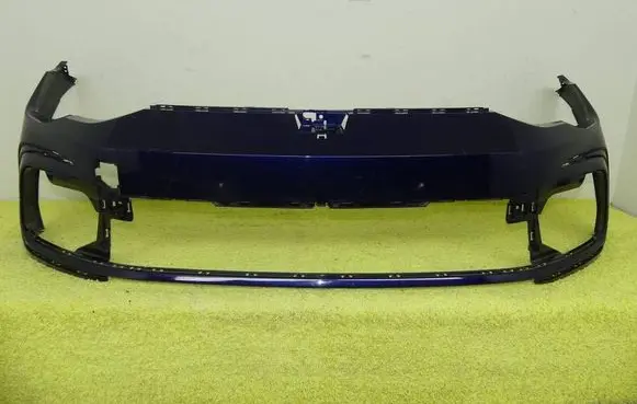 Volkswagen Golf VIII Front bumper 5H0807221G