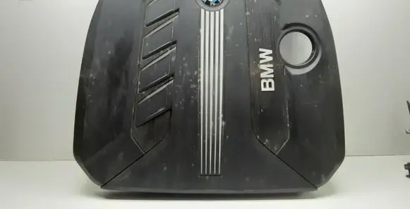 BMW 5 F10 F11 Engine cover (trim) 7802847 13717802847