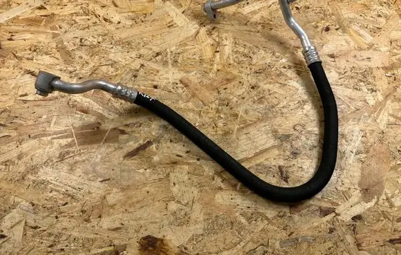BMW X3 G01 Air conditioning (A/C) pipe/hose 9868413