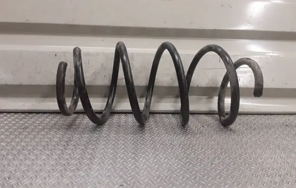 Audi A3 S3 8P Front coil spring 