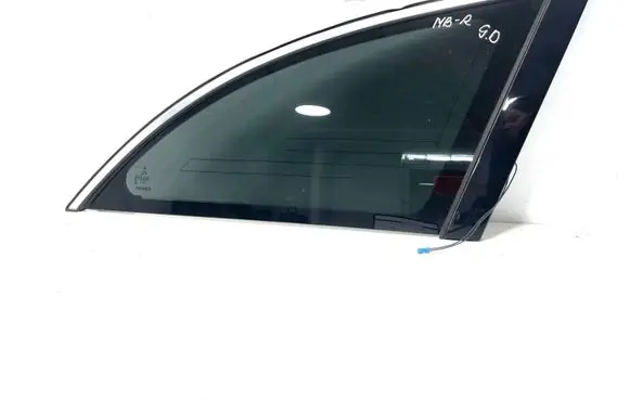 Rear side window
