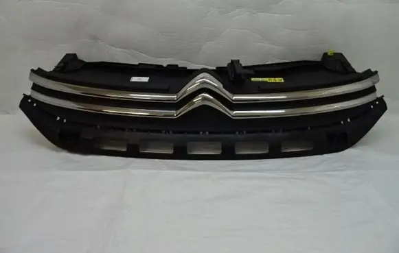 Citroen C3 Front bumper upper radiator grill 9812063477