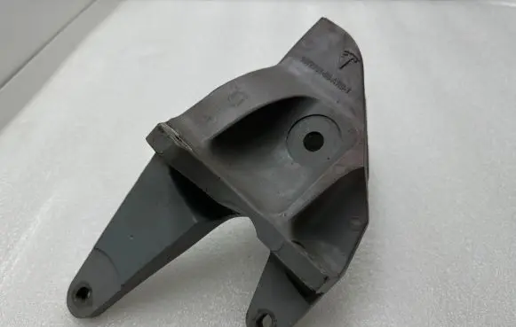 Tesla Model S Engine mounting bracket 107775100A