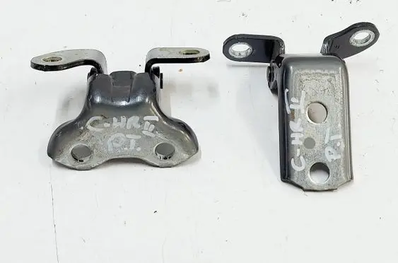 Toyota C-HR II Rear door hinge set CHR
