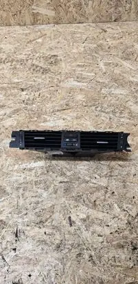 BMW 3 E90 E91 Dash center air vent grill 9130464903
