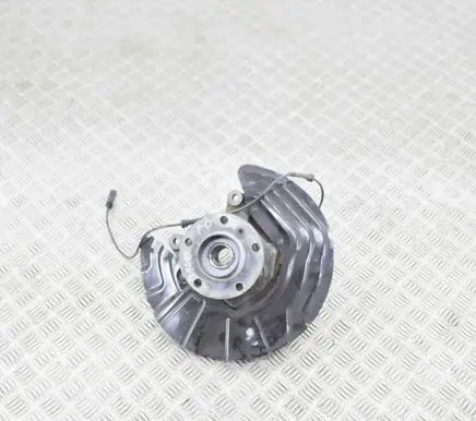 BMW X3 F25 Front wheel hub 6787514 6787680