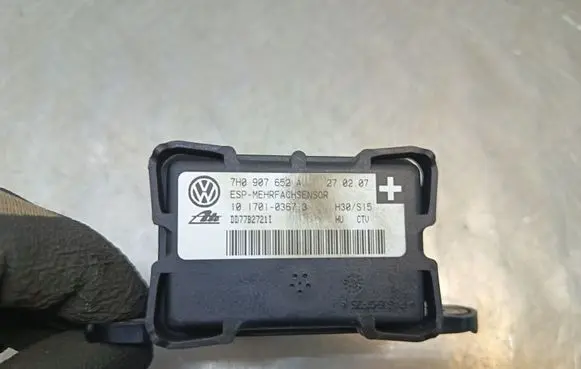 Audi Q7 4L ESP acceleration yaw rate sensor 7H0907652A