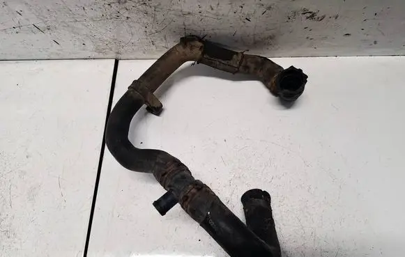 Volkswagen PASSAT B6 Engine coolant pipe/hose 1K0122291BM