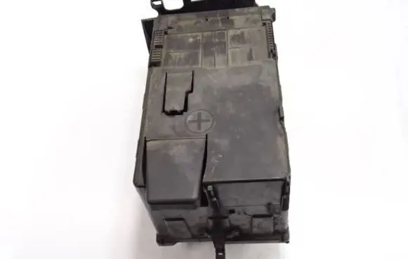 Peugeot 5008 Battery box tray 9663615380 04010A100