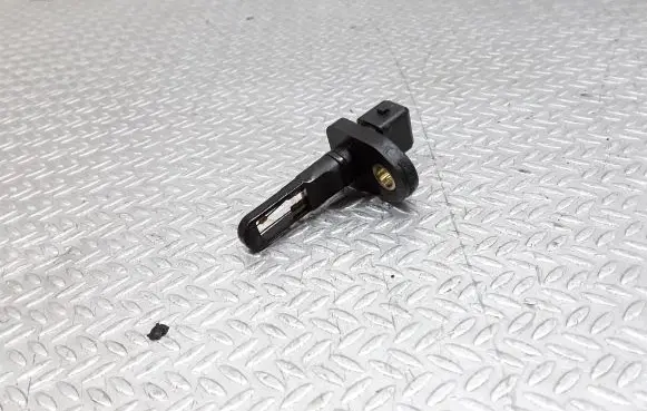 Audi A6 S6 C5 4B Intake air temperature sensor 028130085