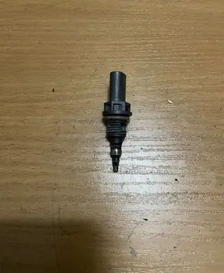 Jaguar F-Pace Exhaust gas temperature sensor G4D312A697AB